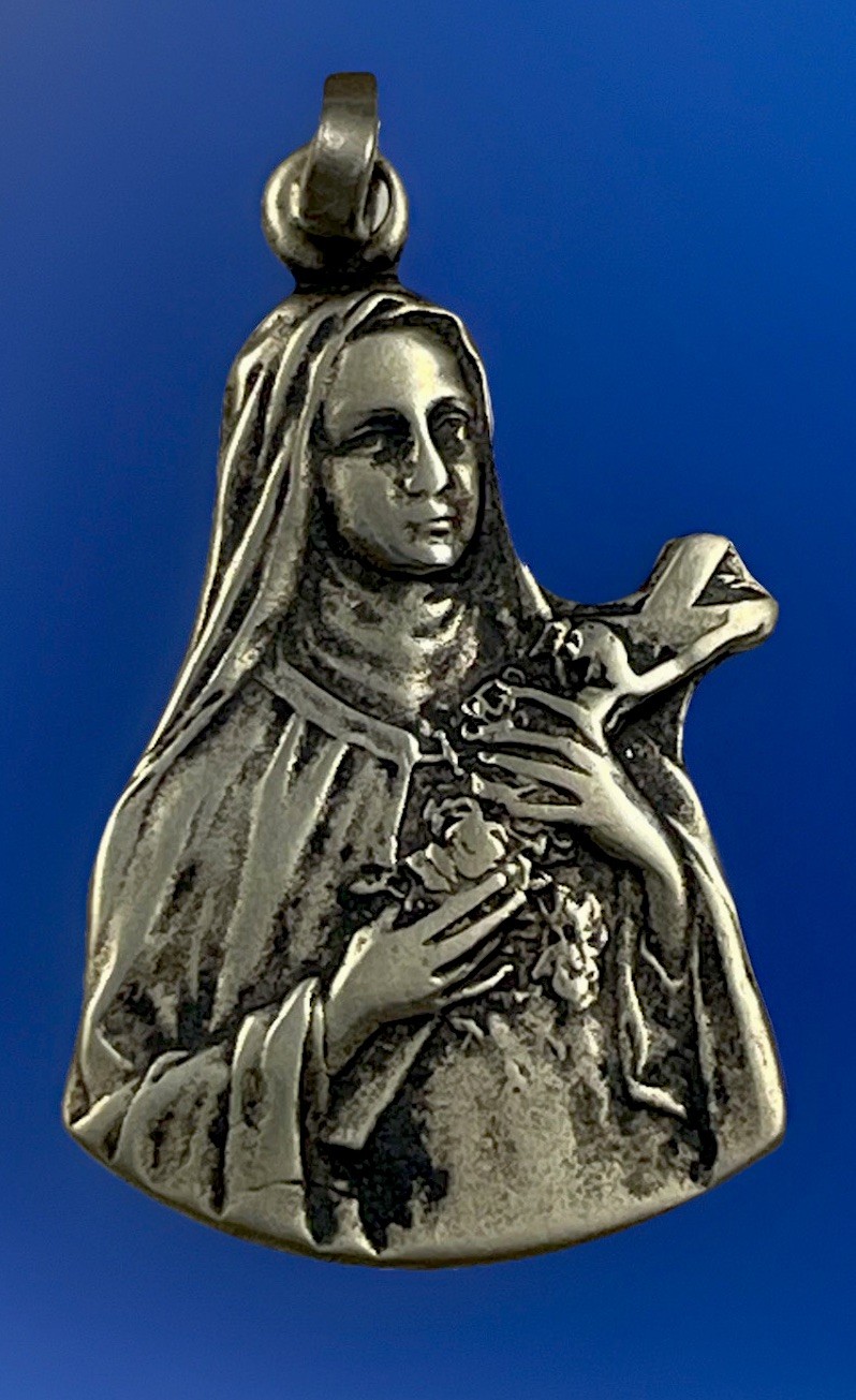 Vintage Catholic St Therese Of The Child Jesus Silver Tone Religious Medal