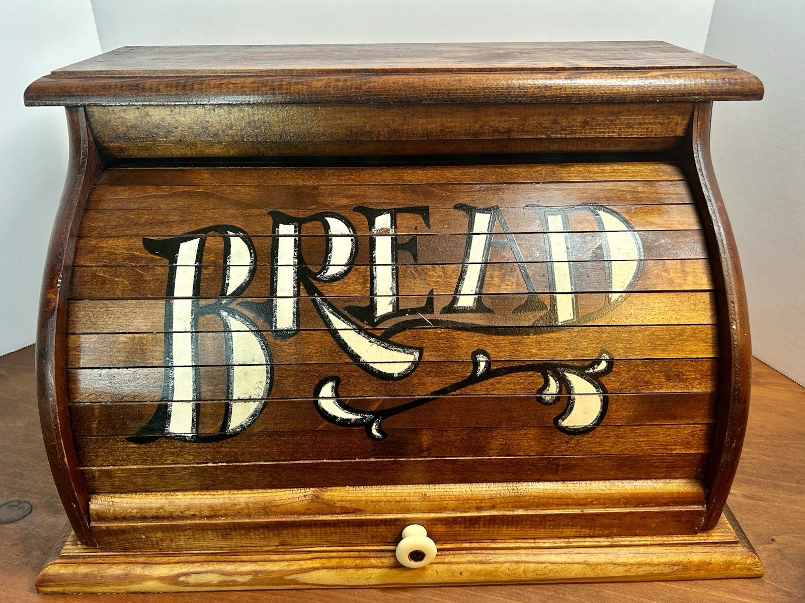 Vintage Roll Top BREAD BOX Storage Primitive 1980s Country Kitchen Decor WOOD