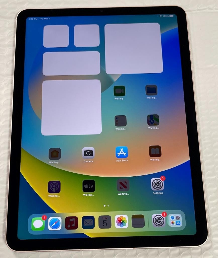 APPLE IPAD AIR 10.9" 5TH GENERATION 64GB PINK MM6T3LL/A (Wi-Fi+ CELLULAR) USED.