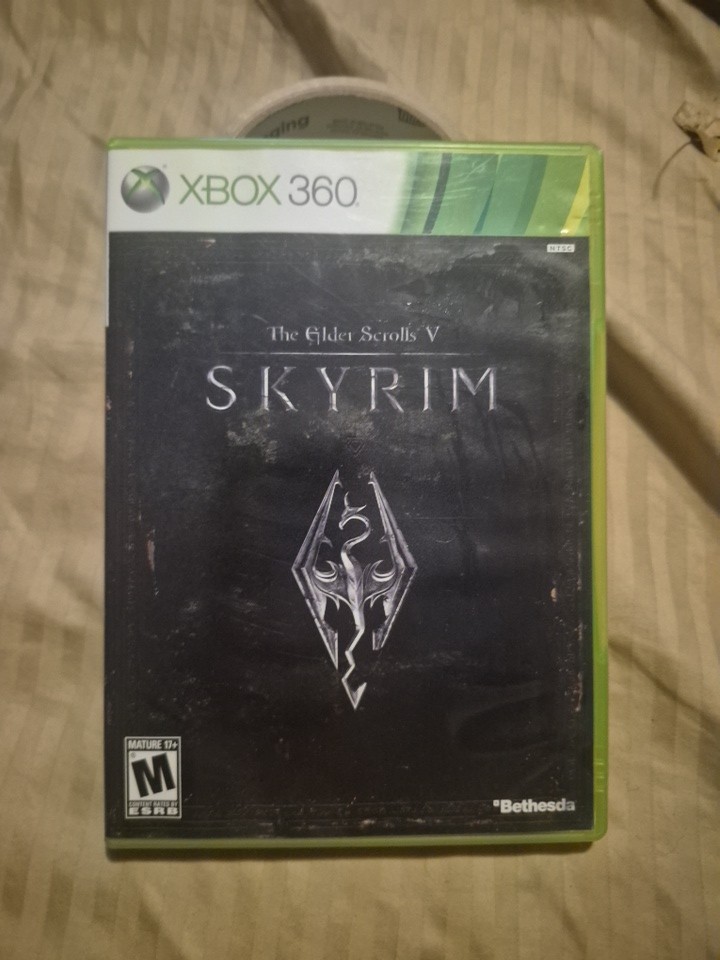 The Elder Scrolls V: Skyrim 5 (MICROSOFT Xbox 360) W/Manual