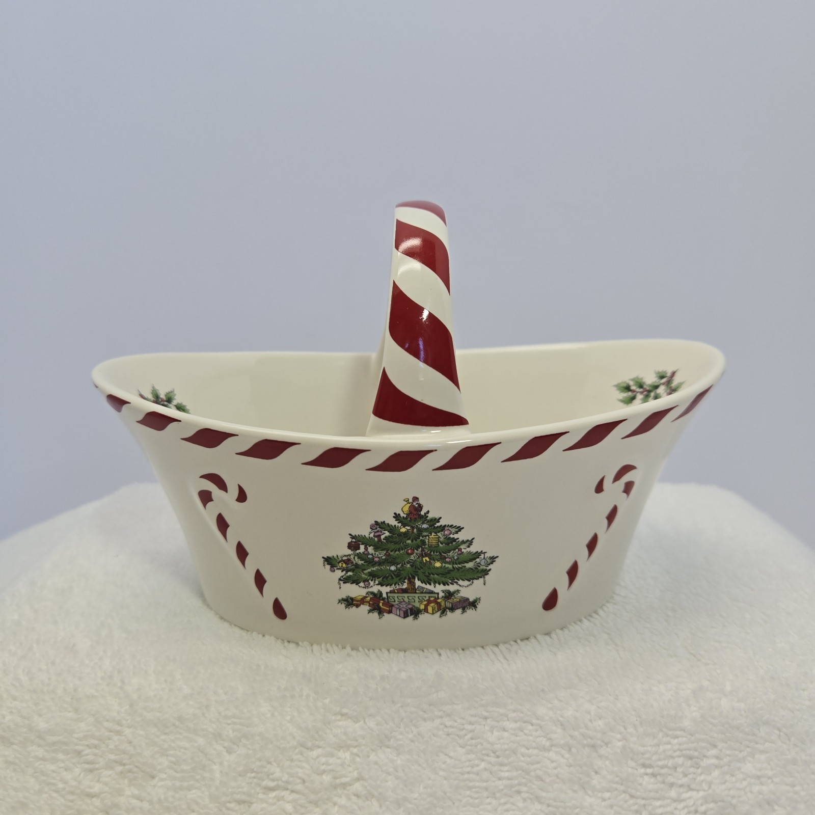 Christmas Tree Candy Basket, 6.5-Inch Candy Bowl with Peppermint Handle for