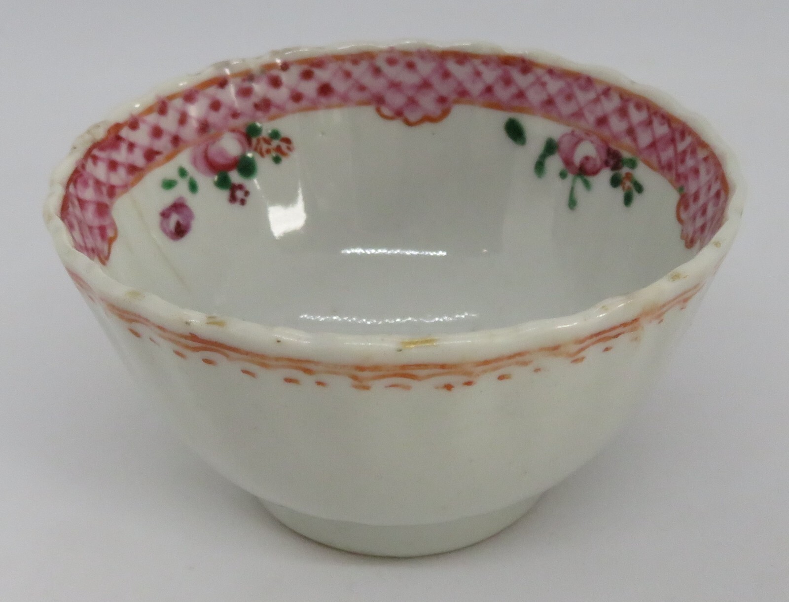 Chinese export vintage pre Victorian oriental antique tea bowl