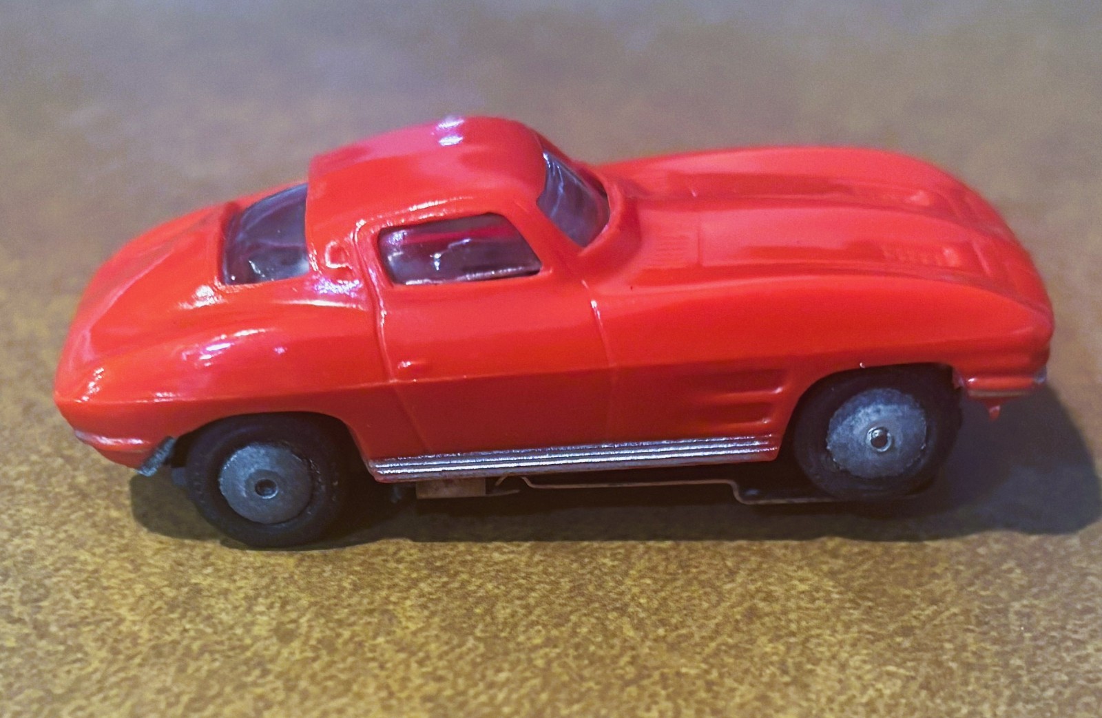 Vintage Lionel Corvette Stingray Red  Nice