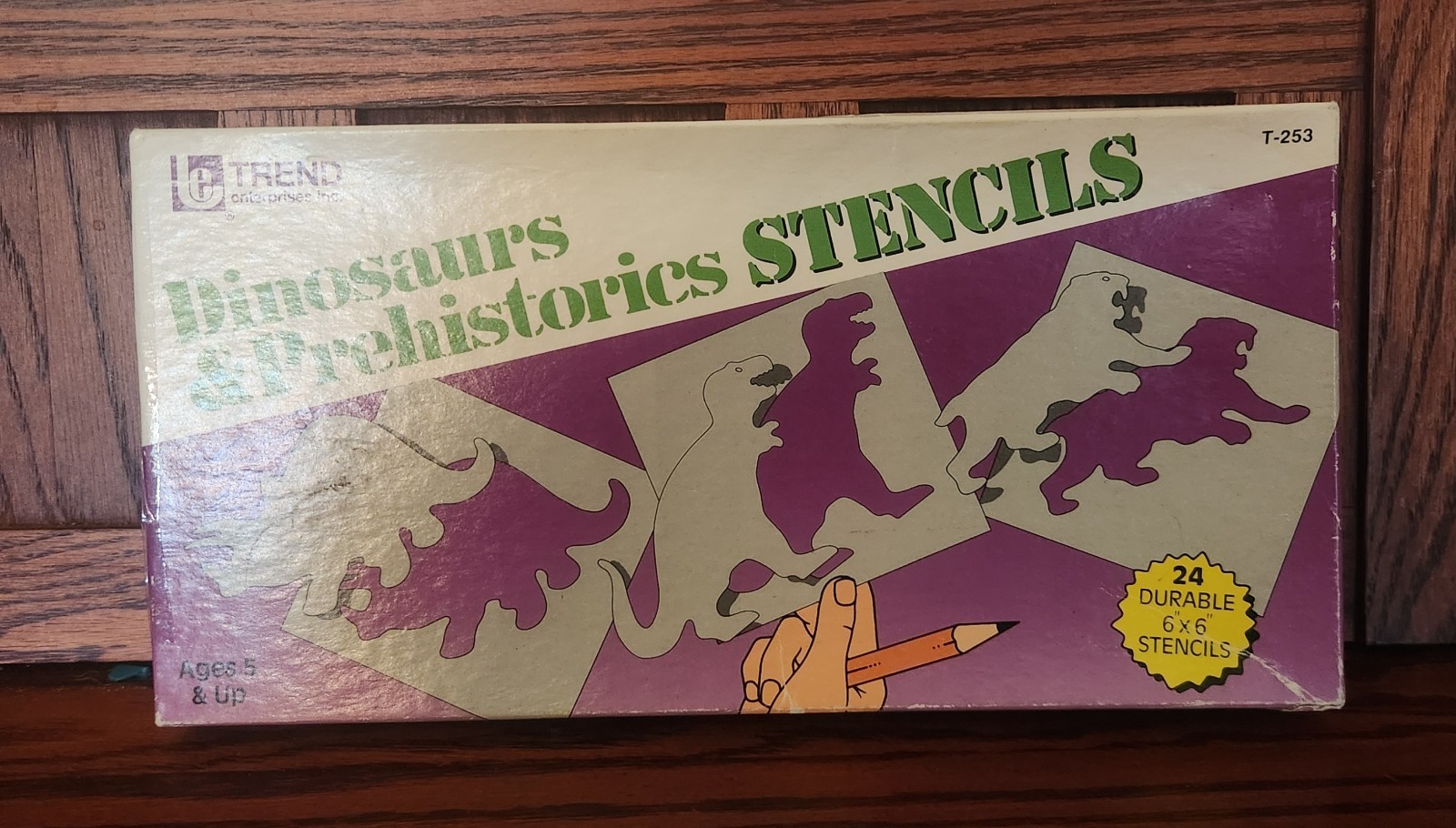 Vintage Trend Dinosaurs & Prehistoric Stencils Shapes Stencils 1986