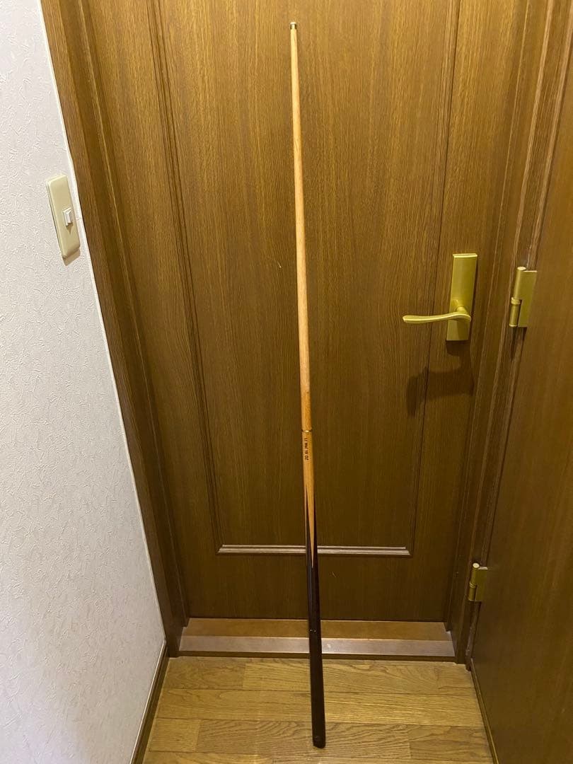 WoodBilliard Cue 19 oz Two-piece Standard Length Used rr2