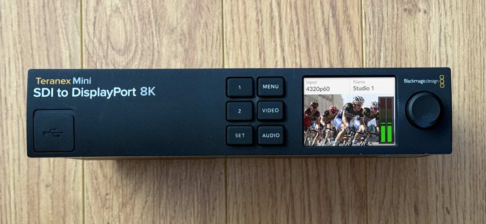 Blackmagicdesign Teranex Mini SDI to DisplayPort 8K HDR Converter