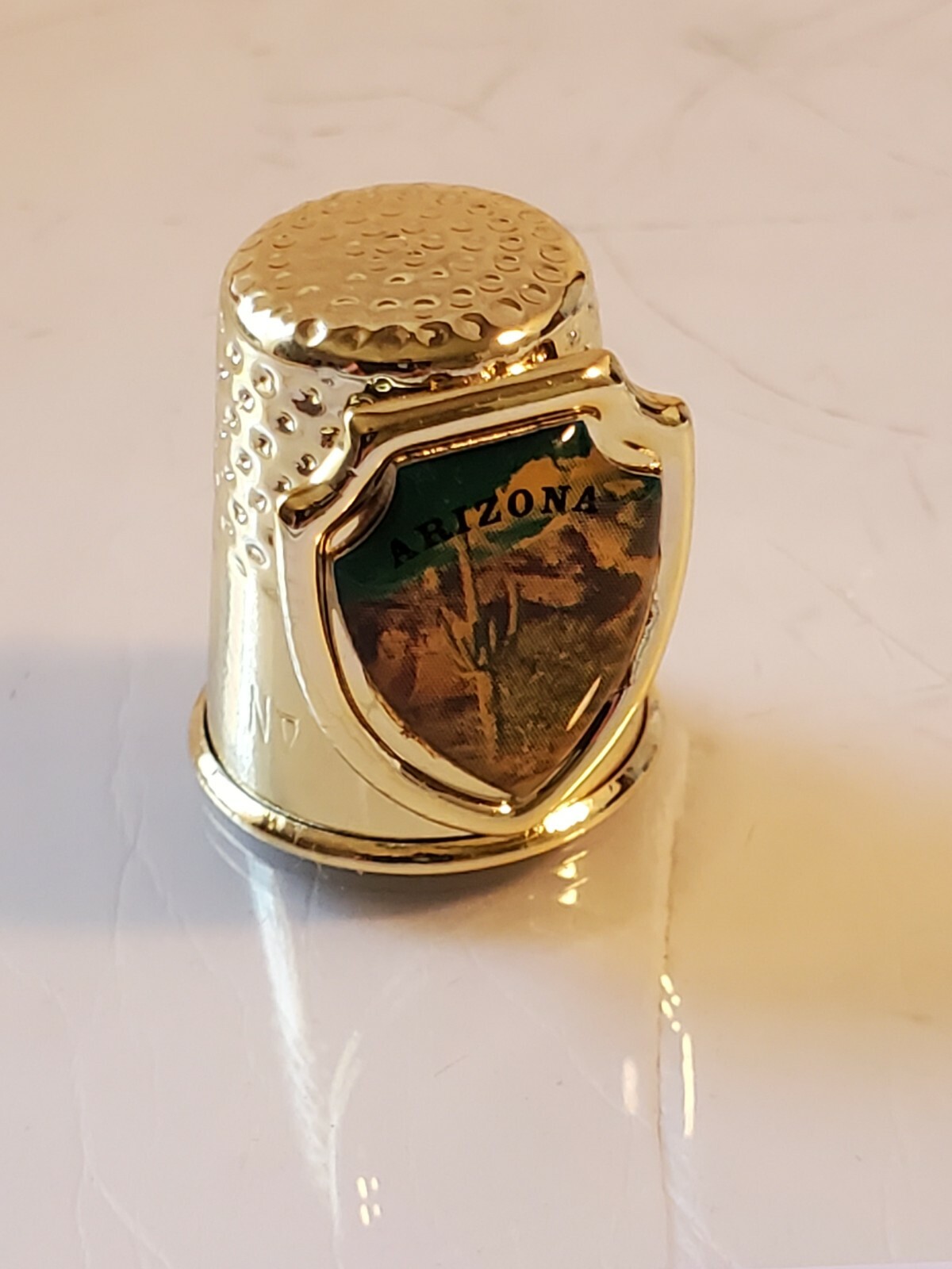 Vintage Gold Toned Thimble Arizona amazing thimble MINT box6