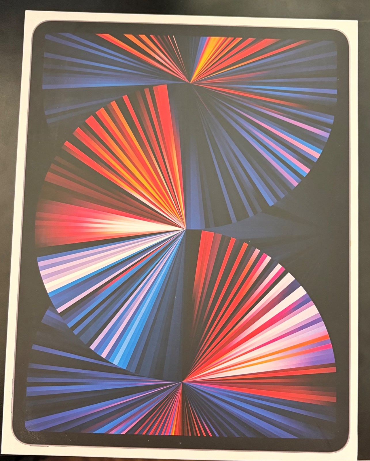 Apple iPad Pro 12.9-inch (5th gen) A2379 256 GB, Wi-Fi, 12.9 in- Great condition