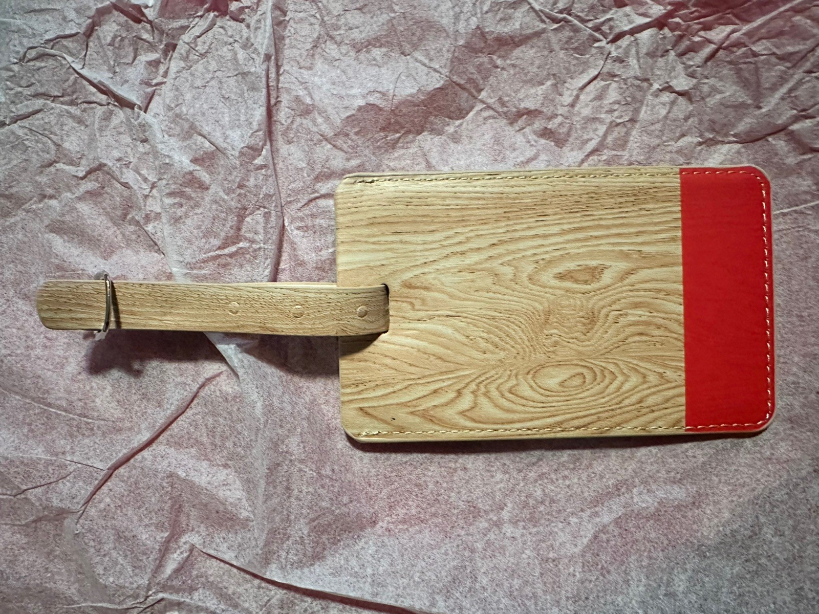 Lot of 20 Pieces - Luggage Tags - Trendy Breezy Color Wood Grain Finish–Red