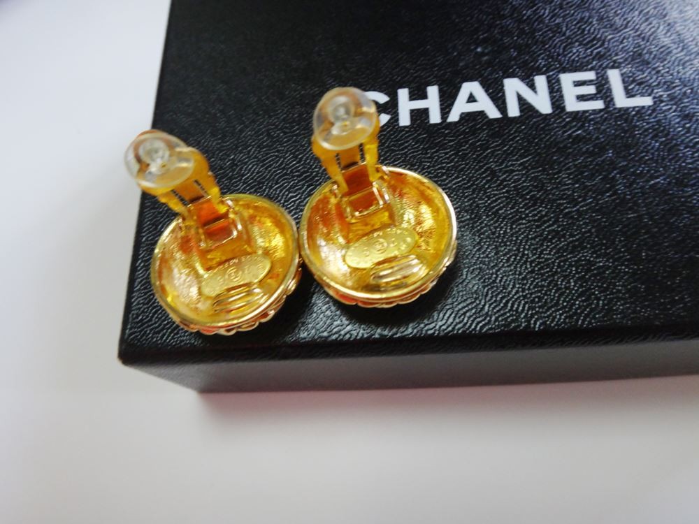 CHANEL Earrings with Gold Hardware Coco Mark Accessories Jewelry CC Mark