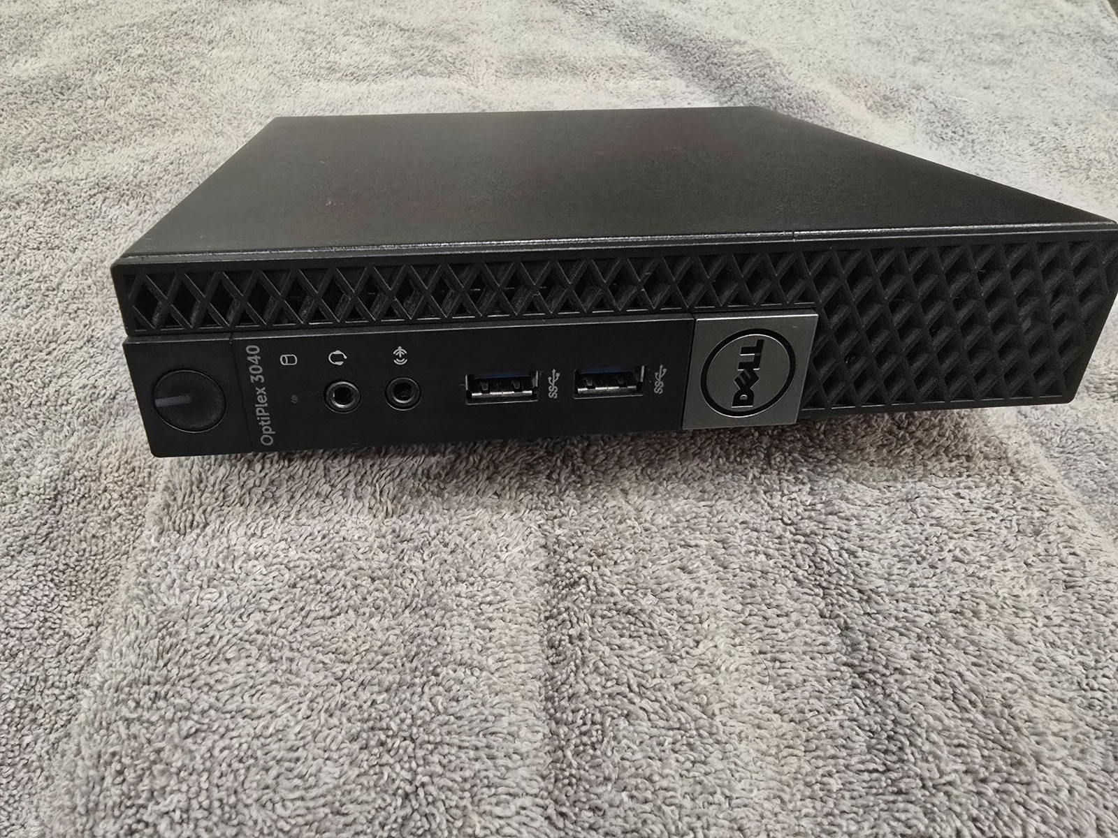 Dell optiplex 3040 micro I7 6700T, 8gb, NO hdd, NO wifi, No AC Power Adapter