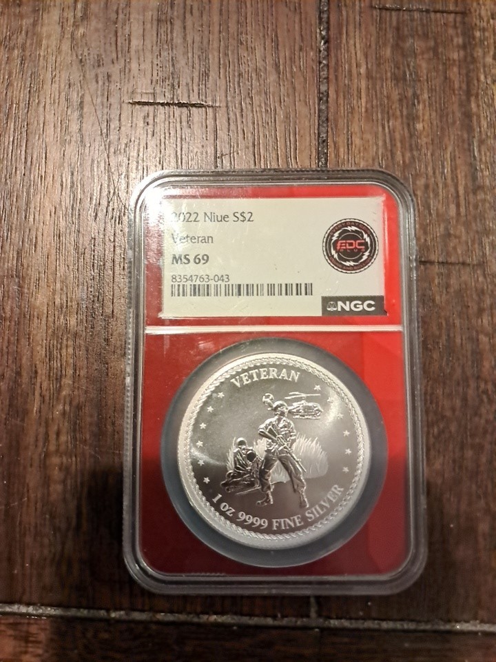 Niue 2022 $2 Veteran 1 oz .9999 Silver Coin NGC MS 69