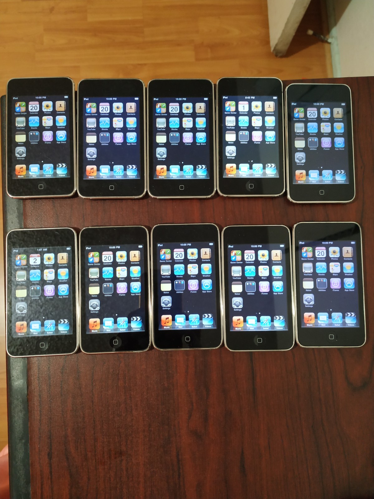 Lot of 10 Apple iPod Touch 2nd Generation 8GB A1288