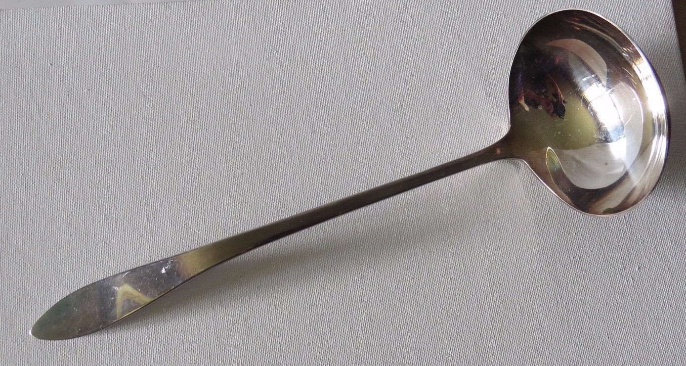 REED & BARTON SILVER PLATE LADLE PUNCH~12”X3 5/8”~UNUSED ESTATE Vintage