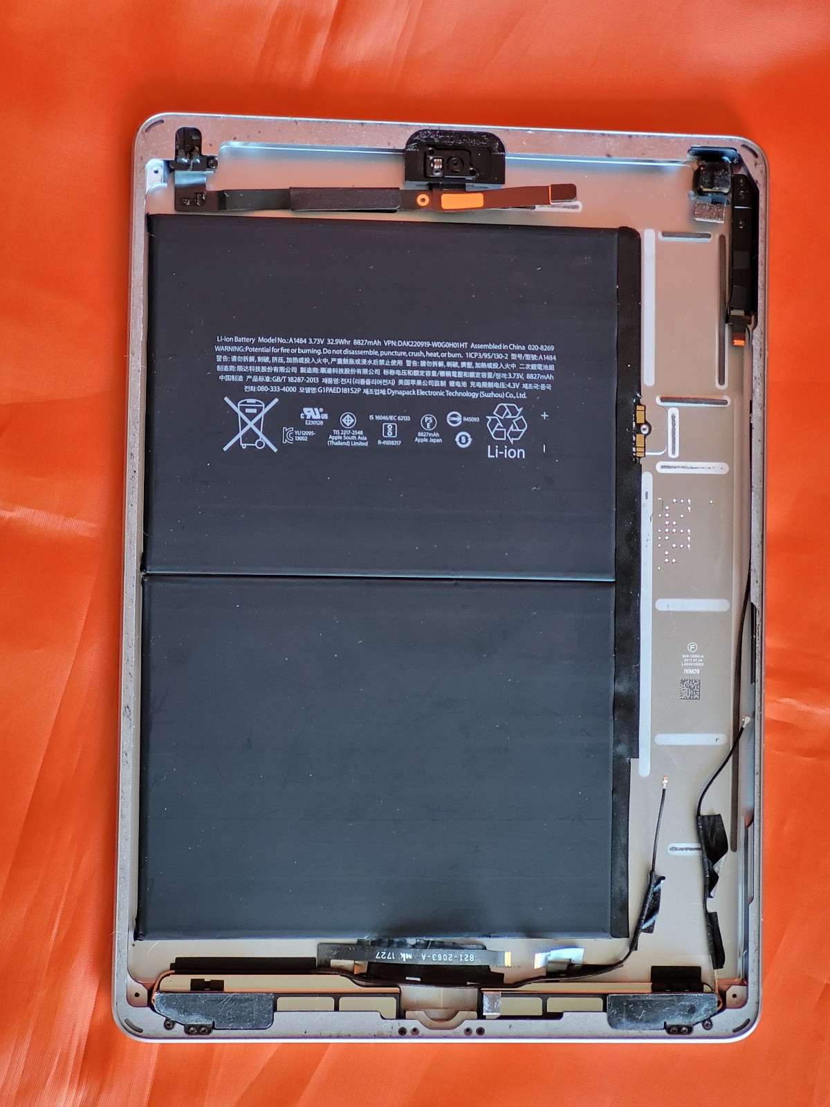 OEM Housing Rear Case w/Battery 96% Cameras & more for Apple iPad 5 A1822  As Is