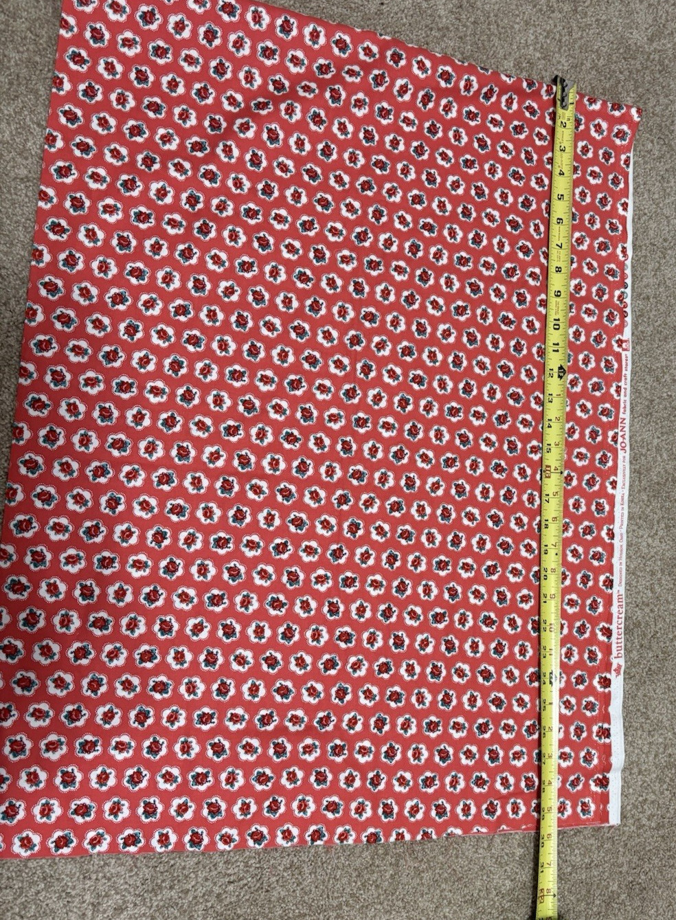 Coral Roses Buttercream Hudson Ohio Joann Quilting fabrics 1 yd 23" x44" Cotton