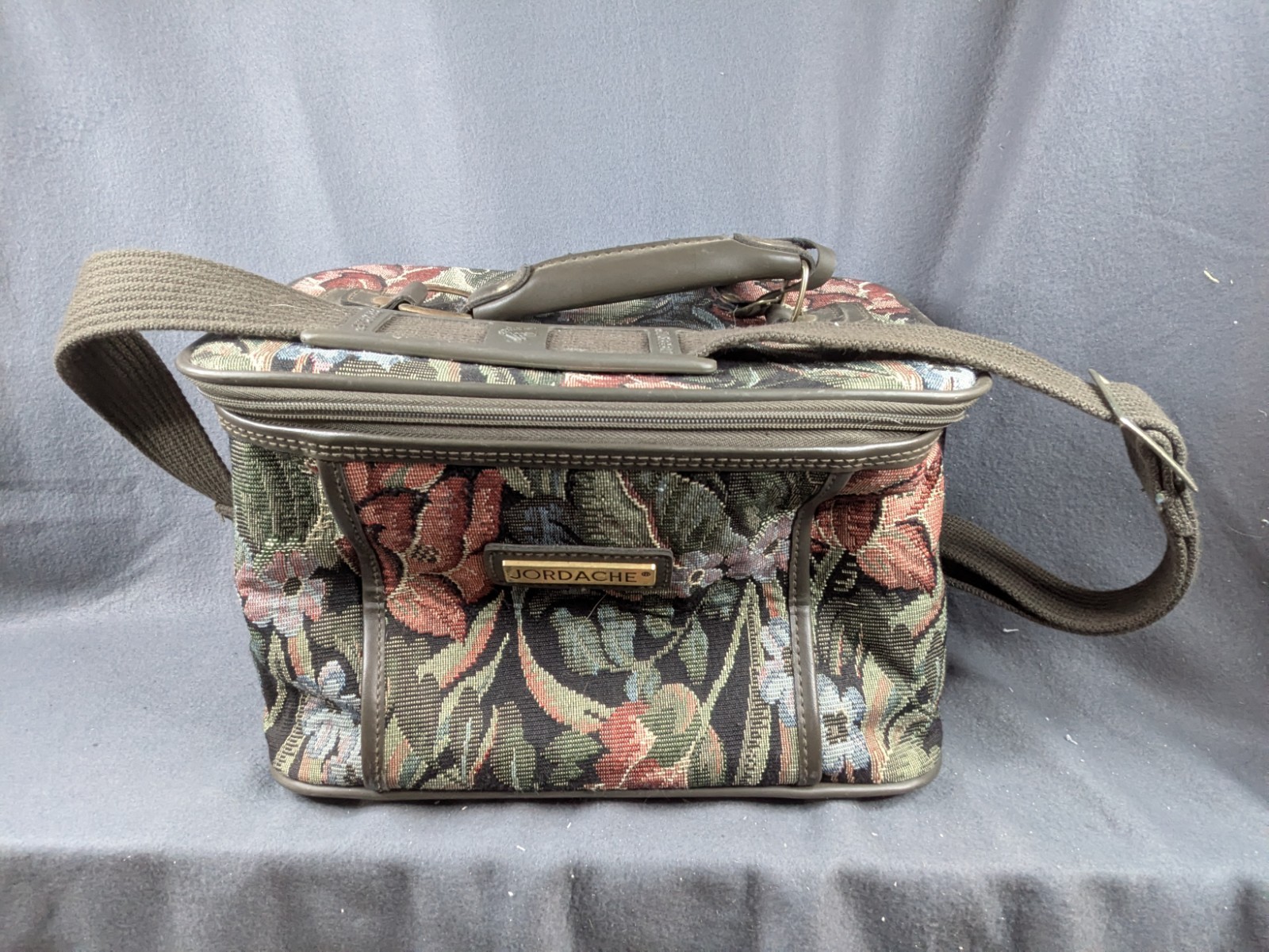 Vtg Jordache Tapestry Makeup Cosmetic Train Travel Luggage Bag Case 12 x 9 x 7