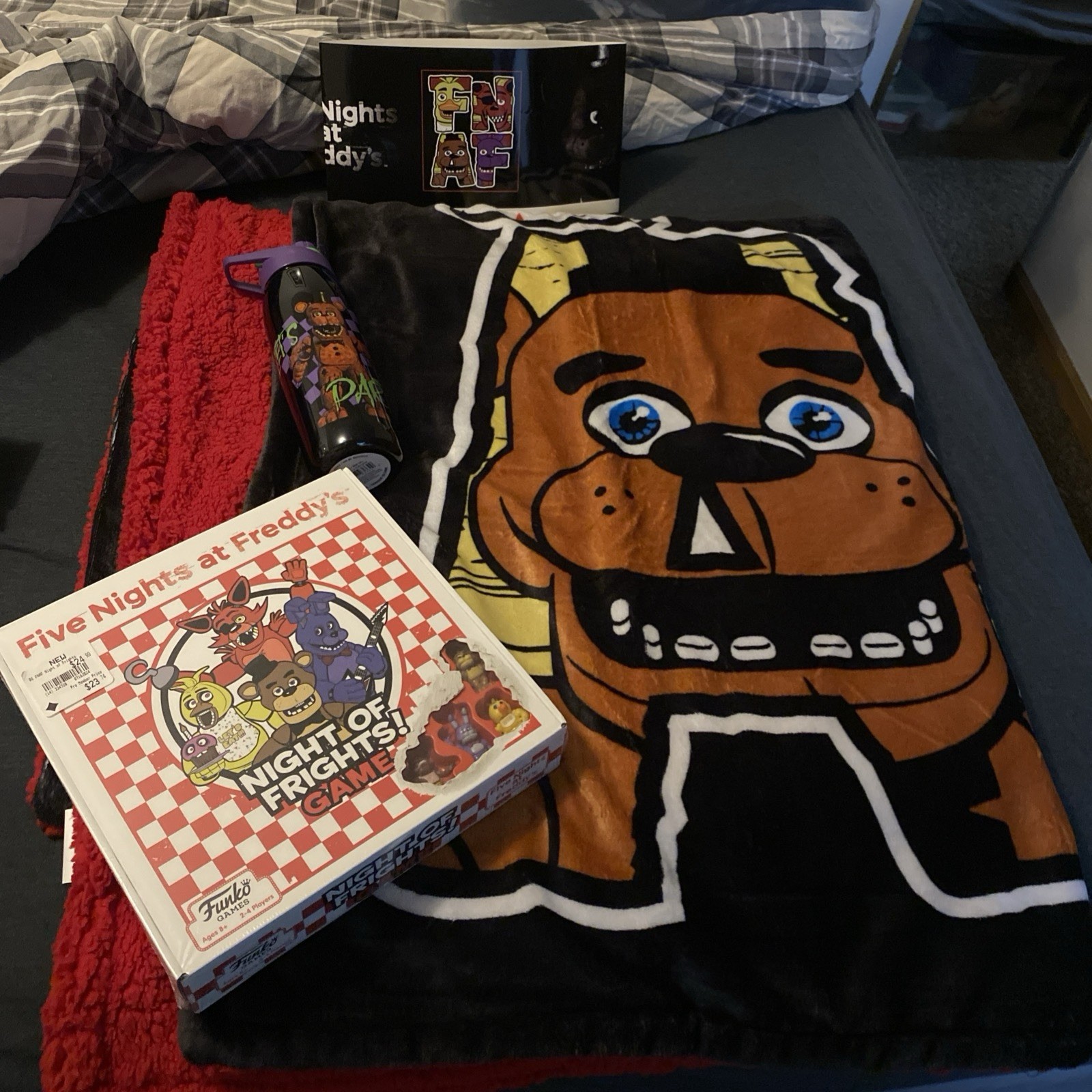 Five Nights at Freddy's OFFICIAL GAMESTOP Blanket - Water Bottle -Board Game Lot