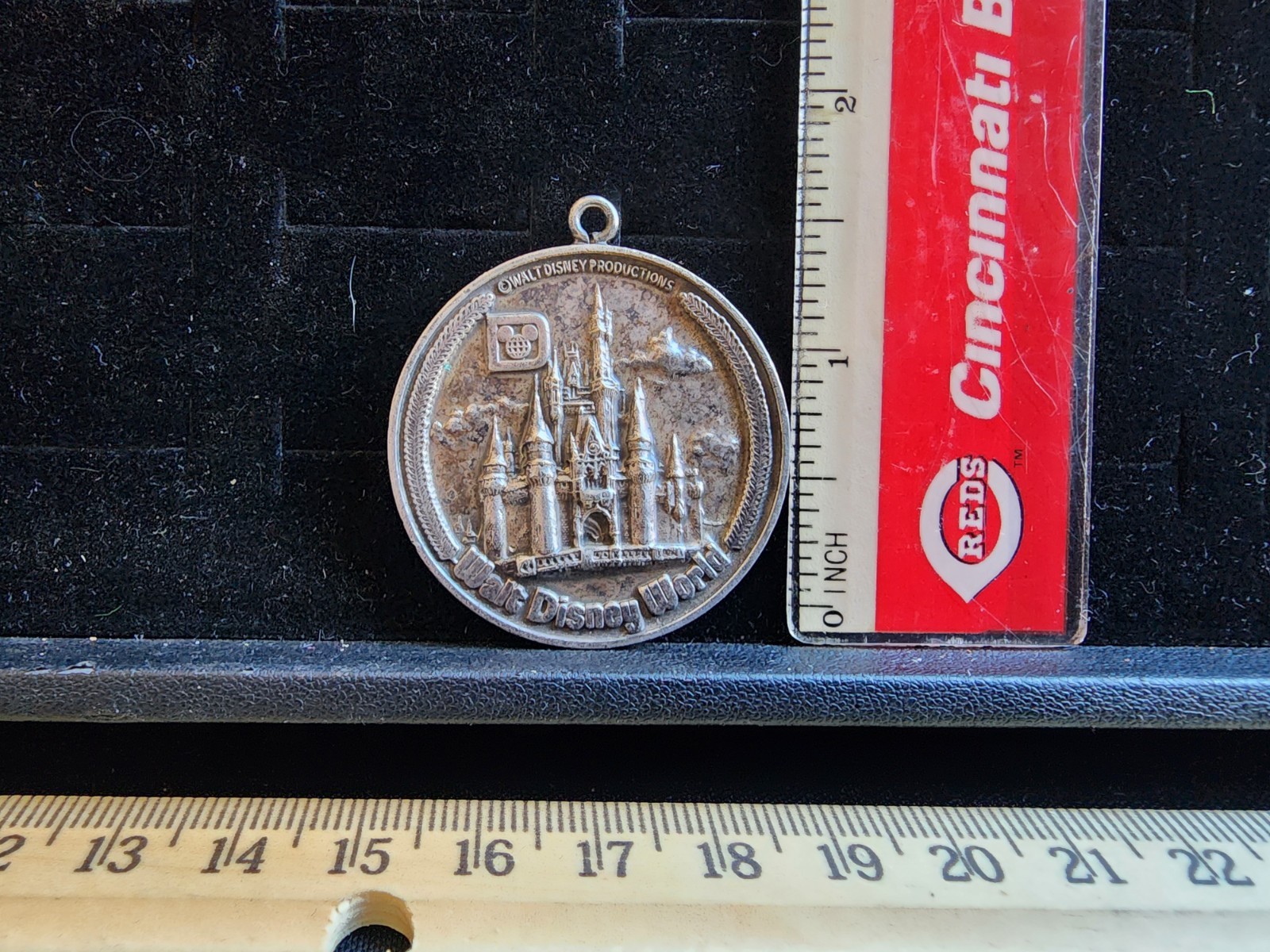 Vintage Walt Disney World Keychain Used Great Shape