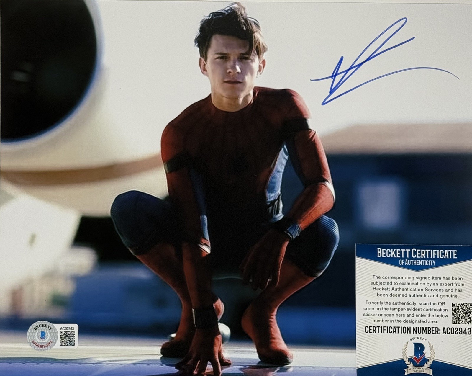 Tom Holland Signed Spider-Man 8x10 Photo Autograph BAS Beckett Certified AC02943