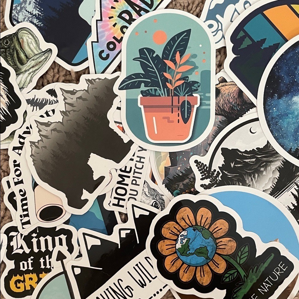 30 Travel Themed Stickers