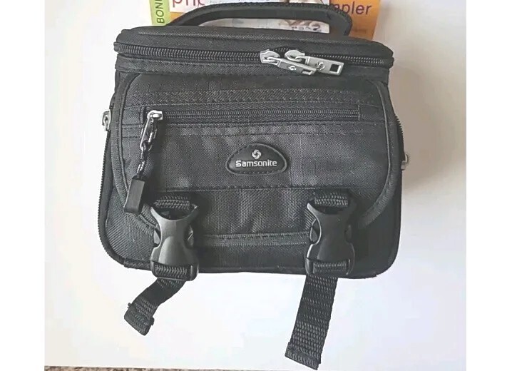 New Samsonite Padded Camera Bag Ultra 6 Pockets Protective 817BK Ships From USA 