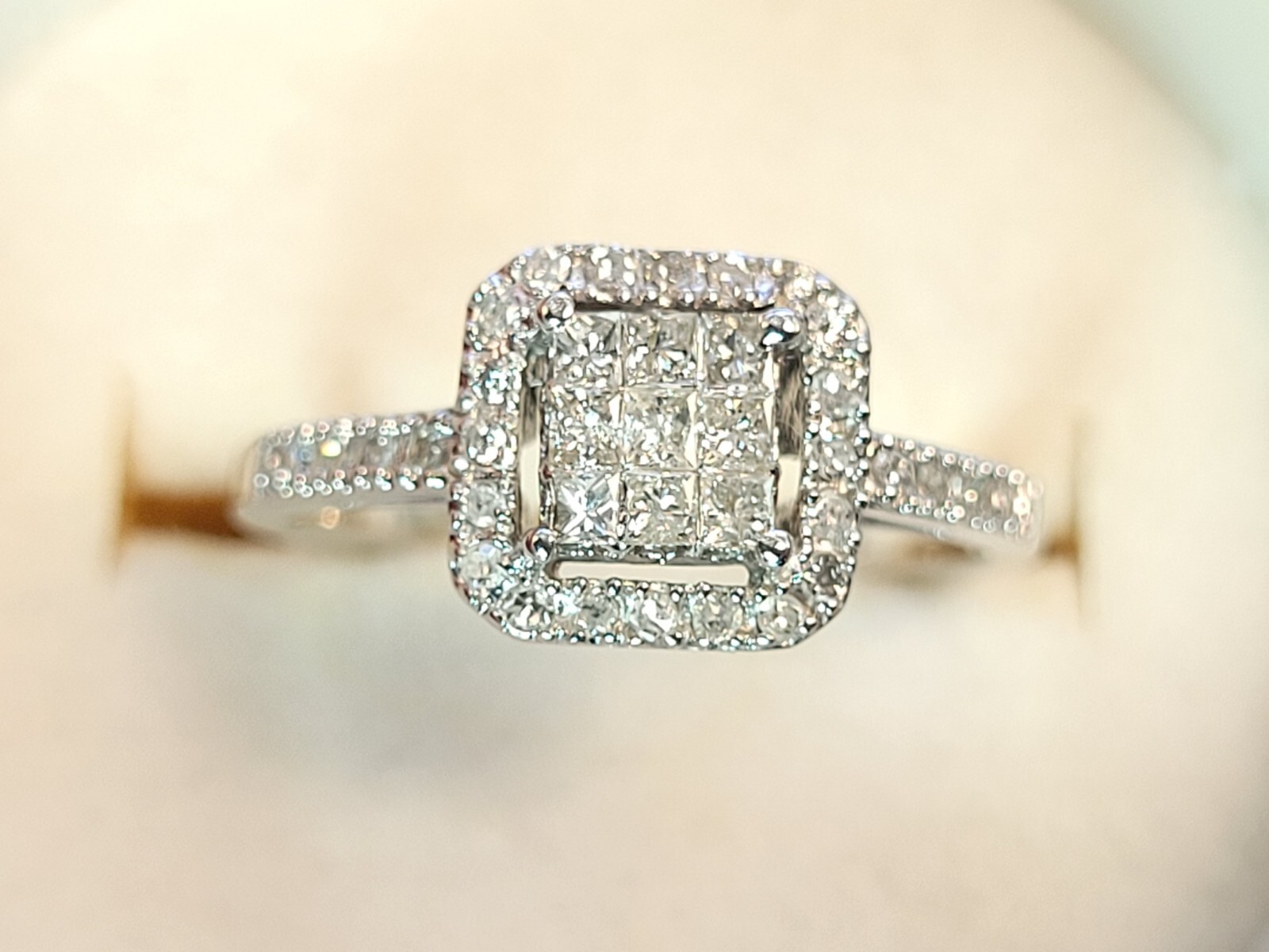 0.73ctw Princess Round Diamond 14k White Gold Engagement Ring Size 6