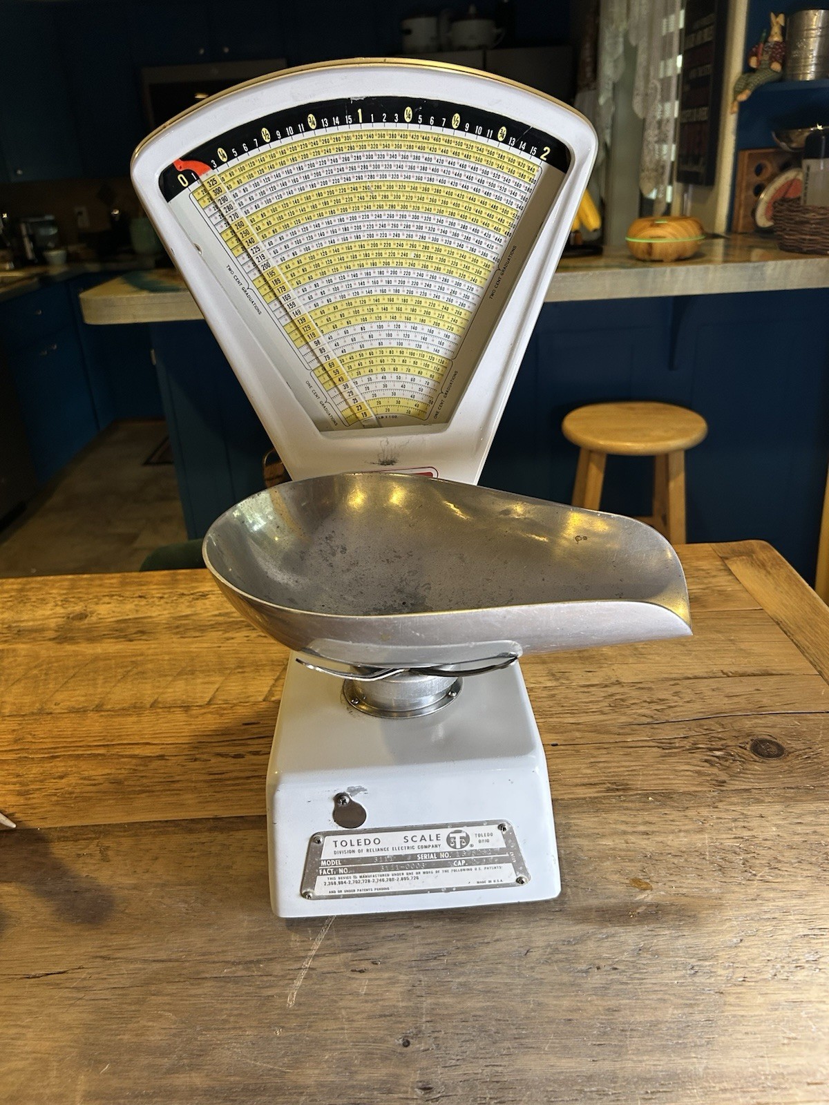 Vintage Toledo Scale Model 3111 2-Lb Countertop Produce/Deli Scale w/ Pan USA