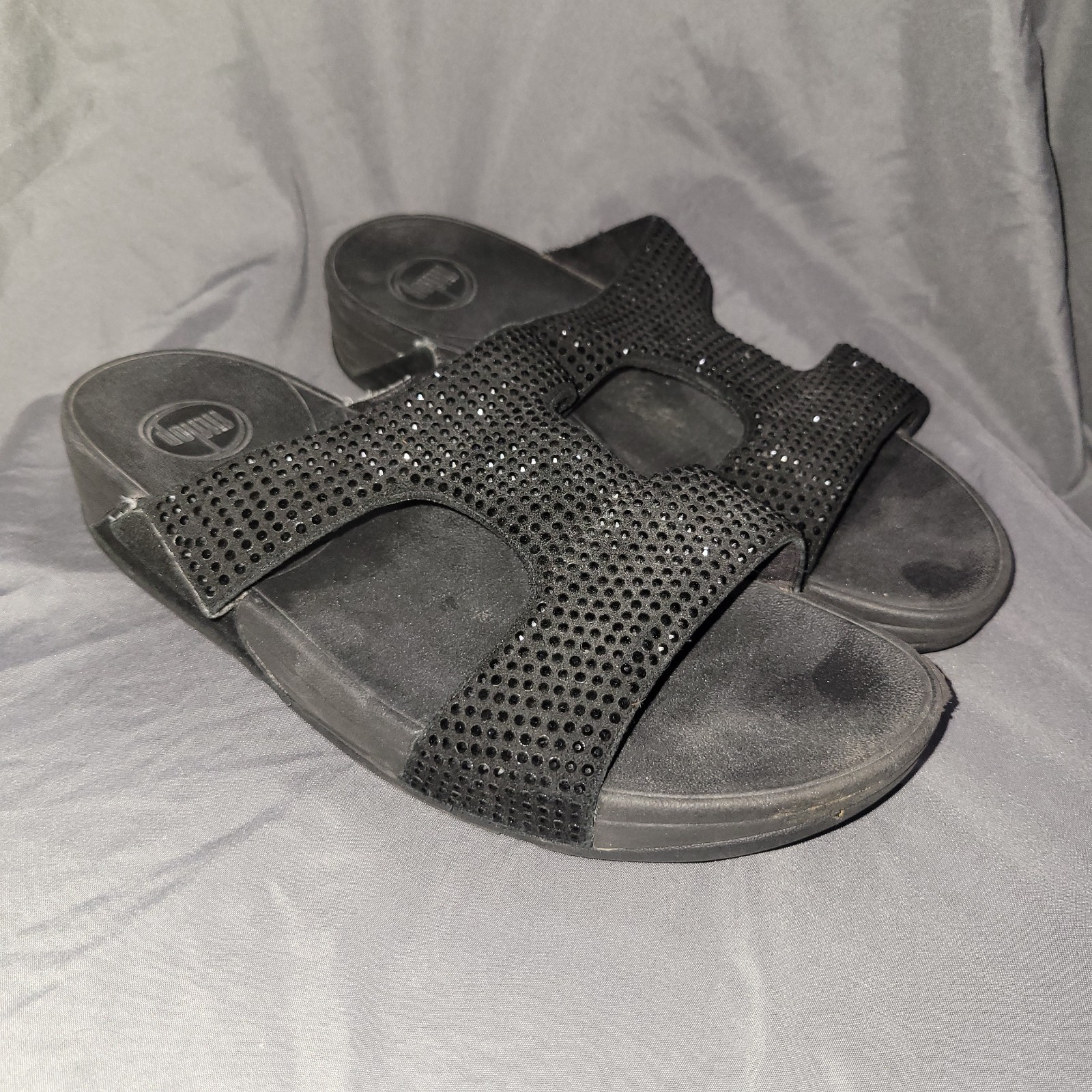 Fitflop Black Suede Crystal Embellished Microwobbleboard Sandals Women US 8