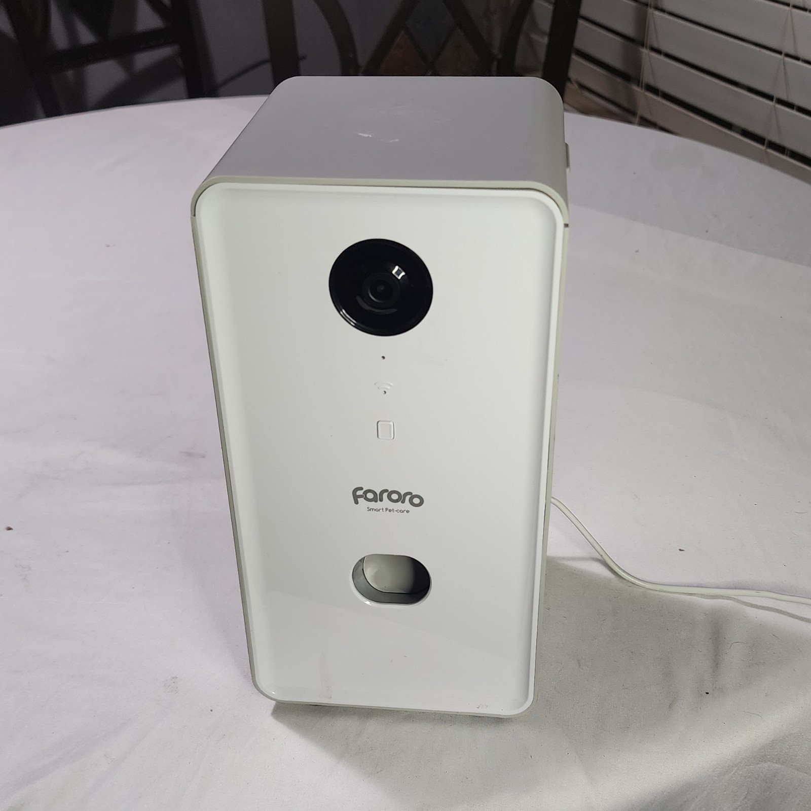 FARORO 1080p Wide Angle Motion Detect DOG CAMERA + TREAT LAUNCHER Dispenser TD11