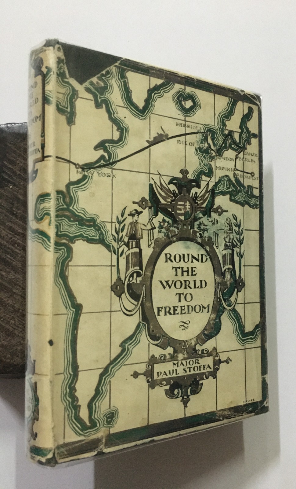 Stoffa, Paul: Round The World To Freedom. John Lane. 1933. London. 286p