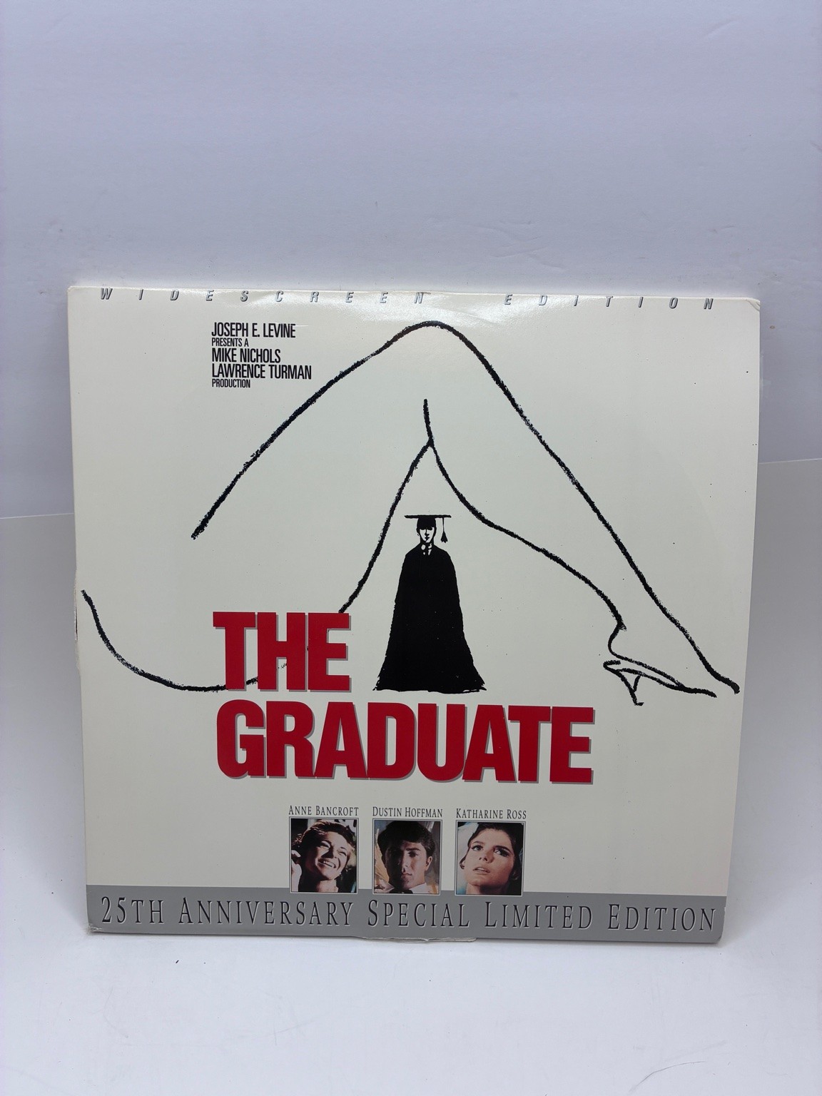THE GRADUATE LaserDisc 1967 Drama Widescreen 25th Anniversary Edition Image
