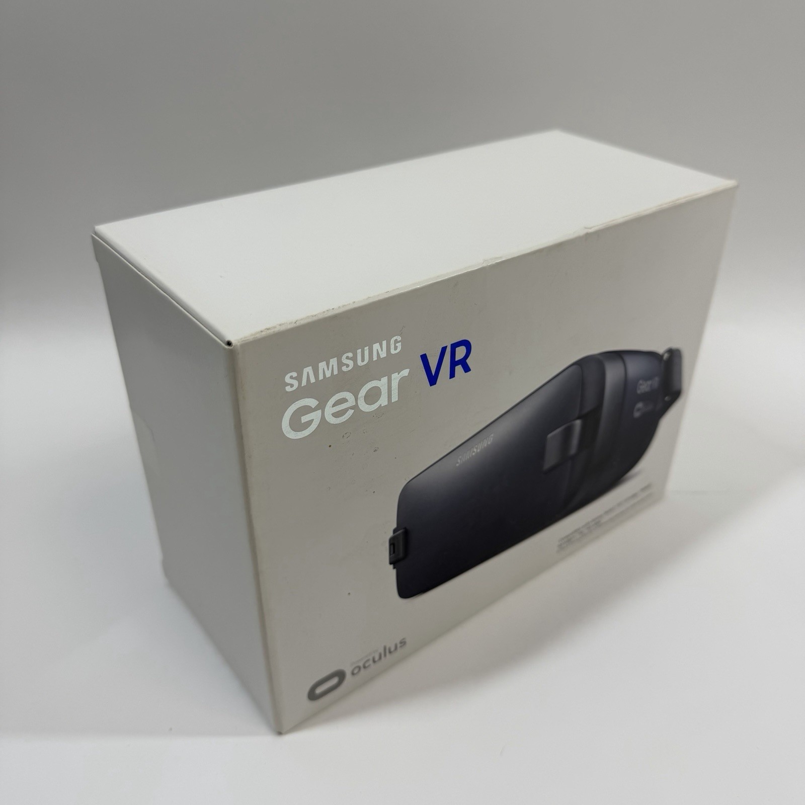 Samsung Gear VR SM-R323 Oculus Virtual Reality Headset