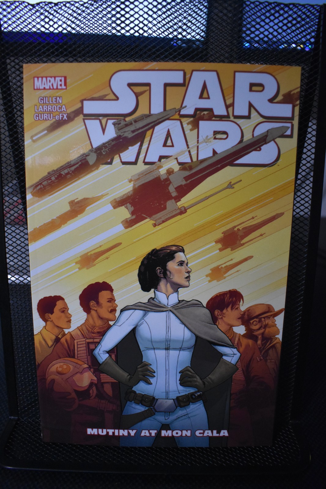 Star Wars Volume 8 Mutiny at Mon Cala Marvel TPB BRAND NEW Jason Aaron Leia Luke