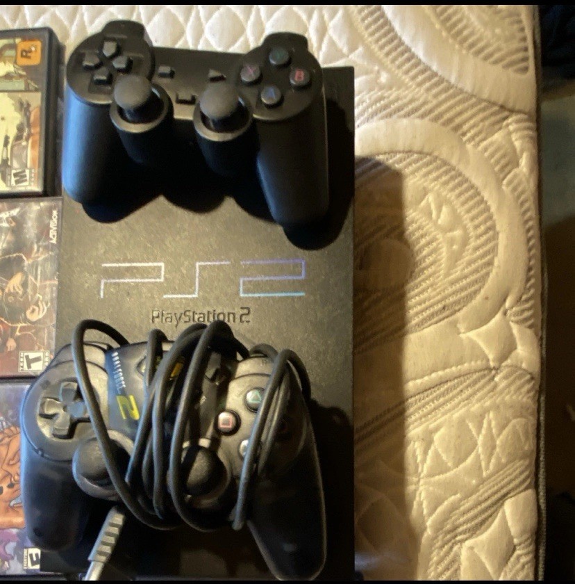 Sony PlayStation 2 Console with Controllers & 10 Games LEGO G.I. Joe Pirates