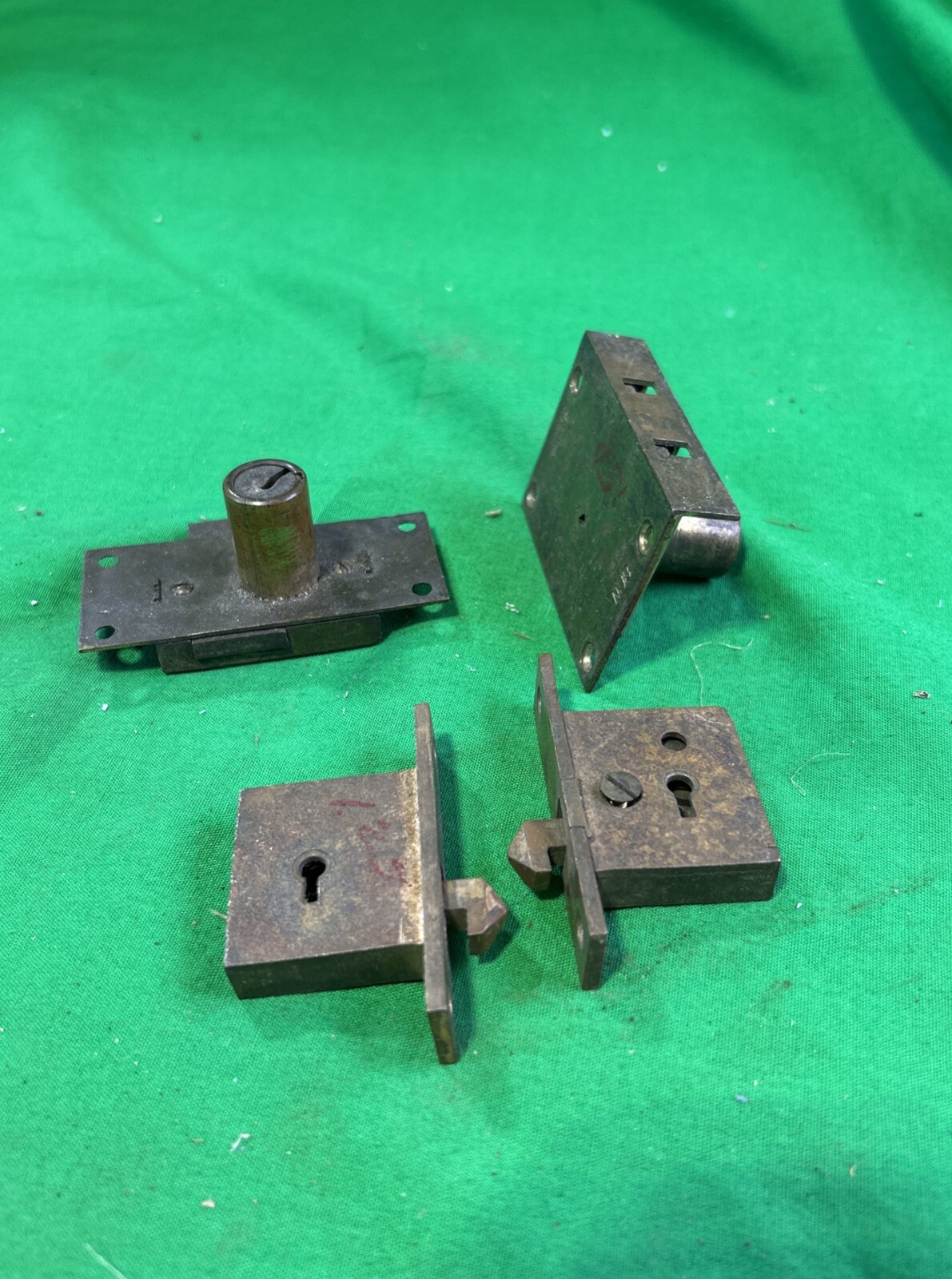 Brass Furniture 4 Cabinet Door Lock Sets Drawer Wardrobe Hardware Vintage No Key