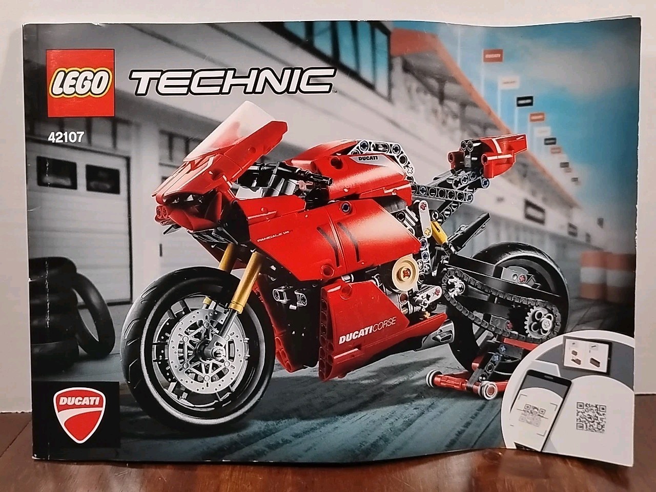 Lego Technic 42107 Ducati Panigale V4R Technic - Instruction Manual Only