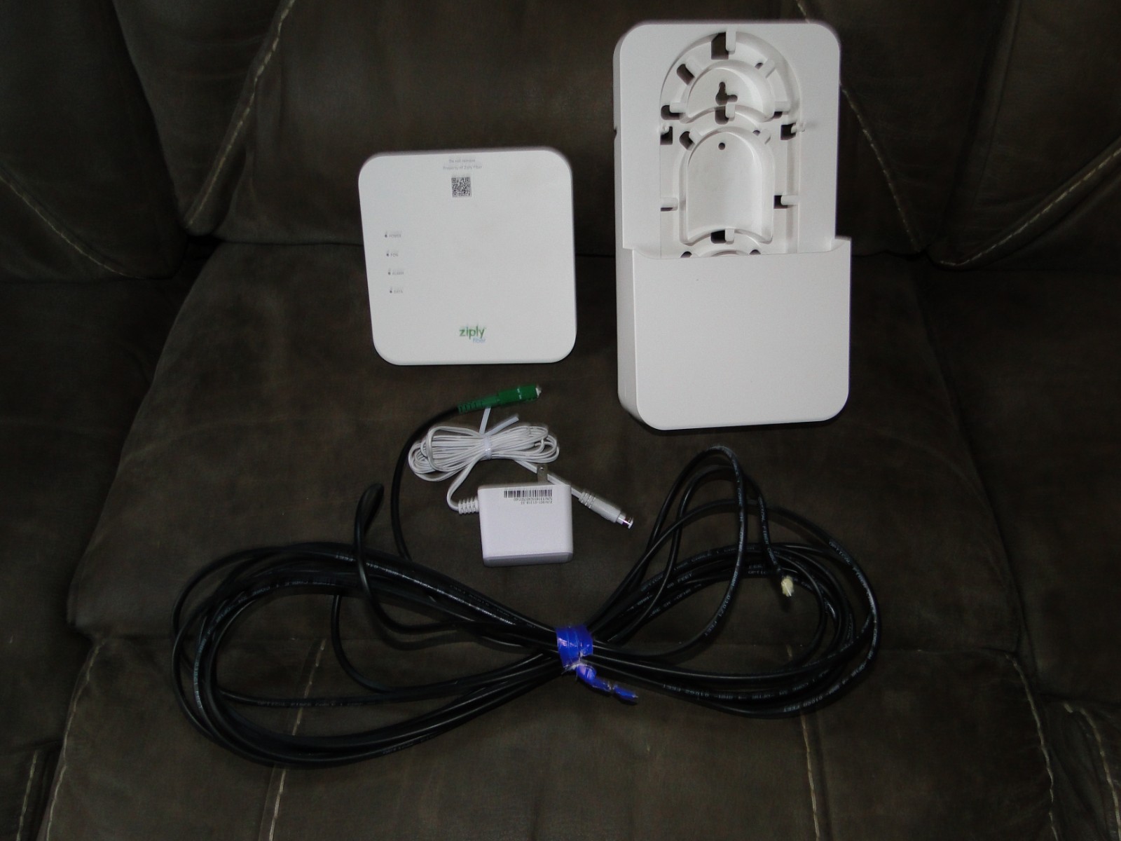 Ziply Fiber Modem Model XS-010X-R Very Lightly Used