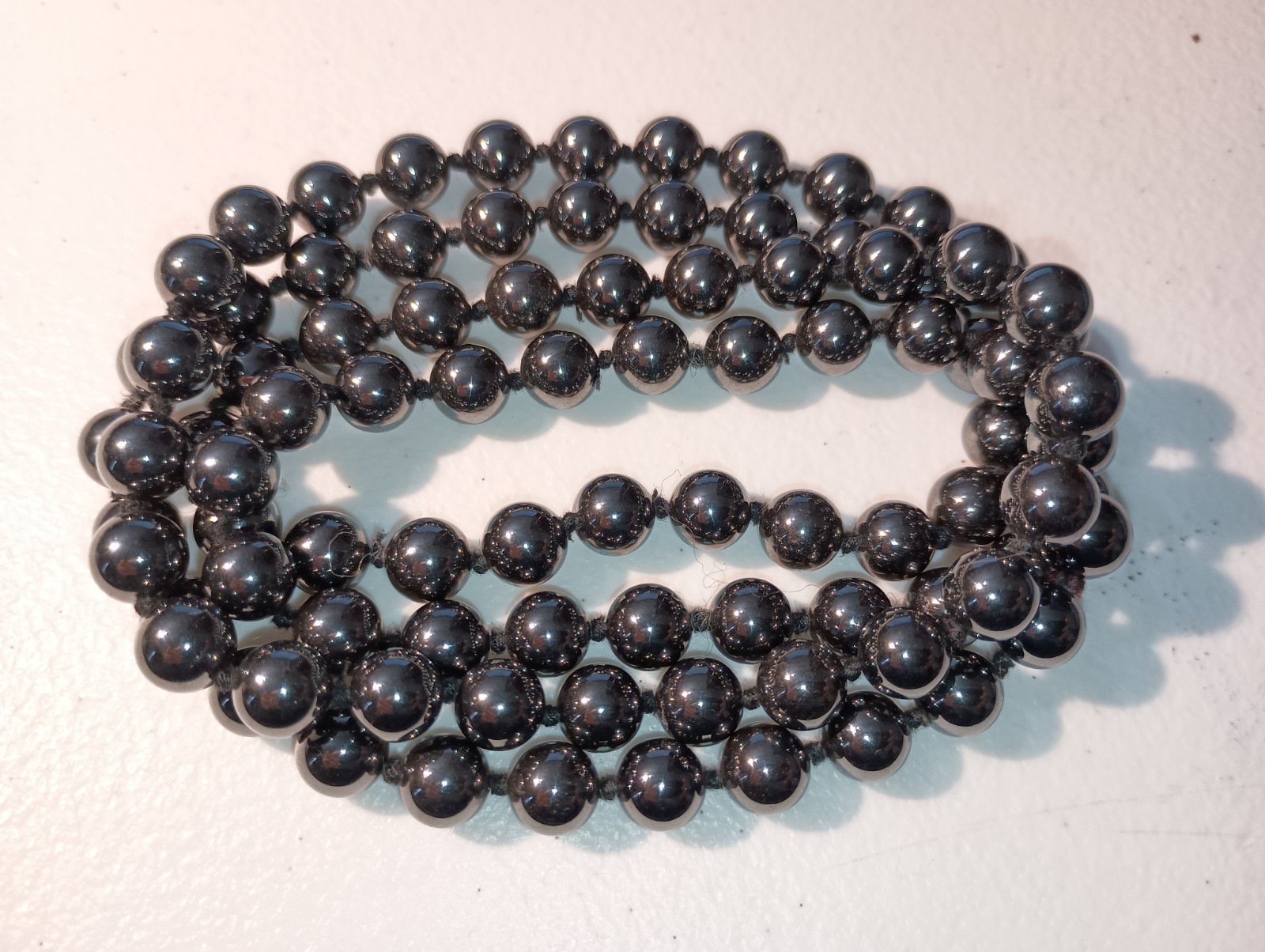 #N02 5 oz Heavy Magnetic Hematite ~18" Long Necklace 8mm Beads Spheres