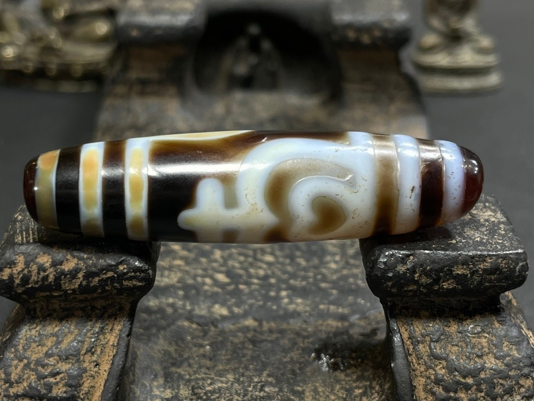 Old Tibetan Nepalese Himalayan Ancient  eye Old Dzi Talisman Beads Amulet 宝瓶天珠