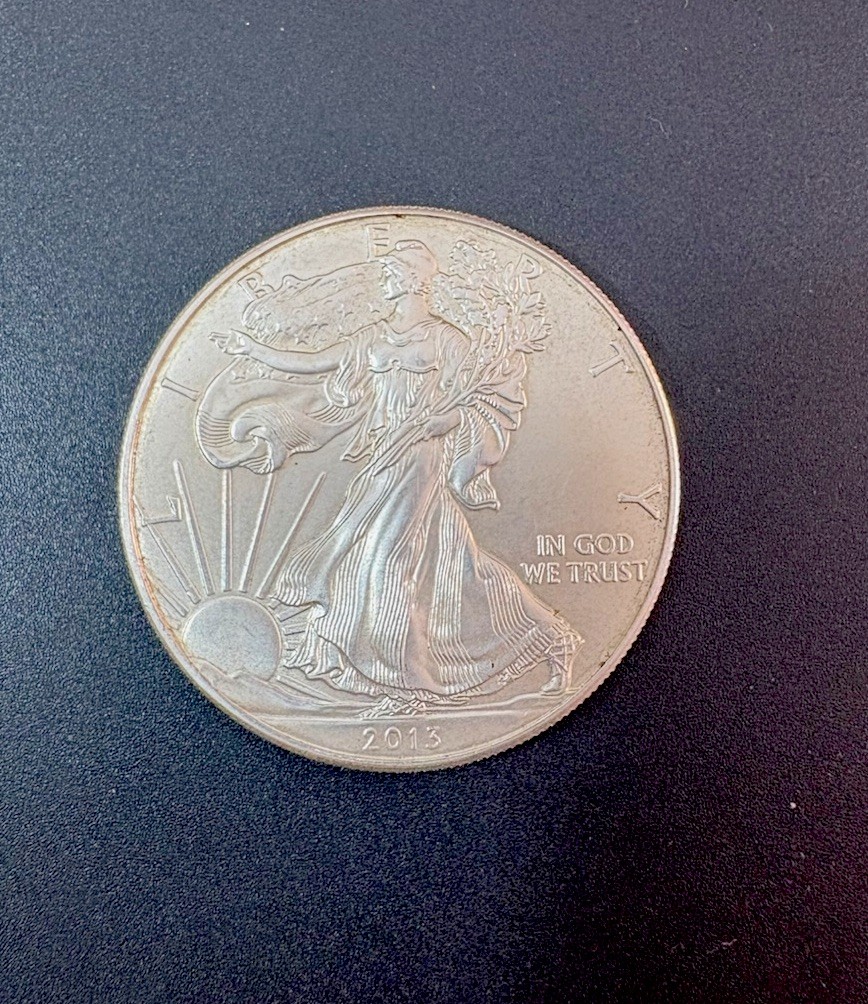 2013 WALKING LIBERTY AMERICAN EAGLE .999 FINE SILVER DOLLAR COIN 1oz. $1 USA