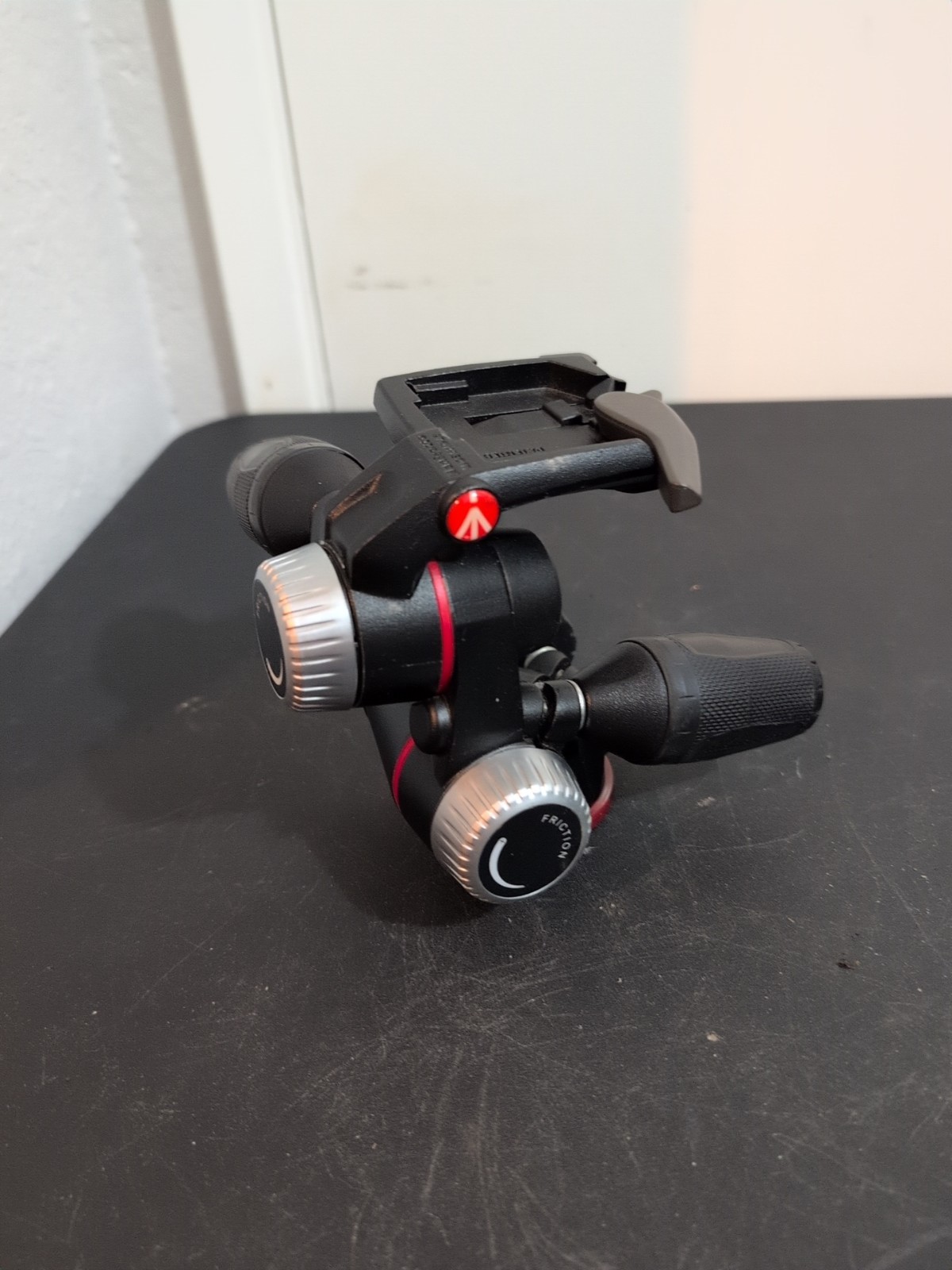 Manfrotto MHXPRO-3W XPRO 3-Way Pan Tilt Tripod Head - Bubble Level - Made Italy 