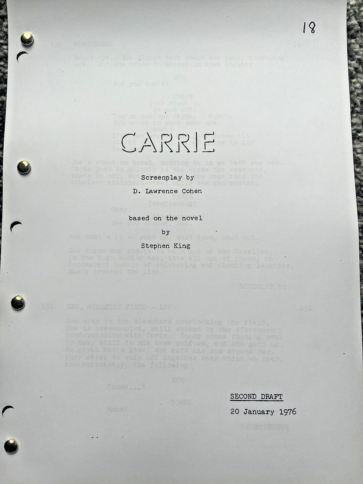 Carrie Film Screenplay / Script. Sissy Spacek, Piper Laurie, Nancy Allen.
