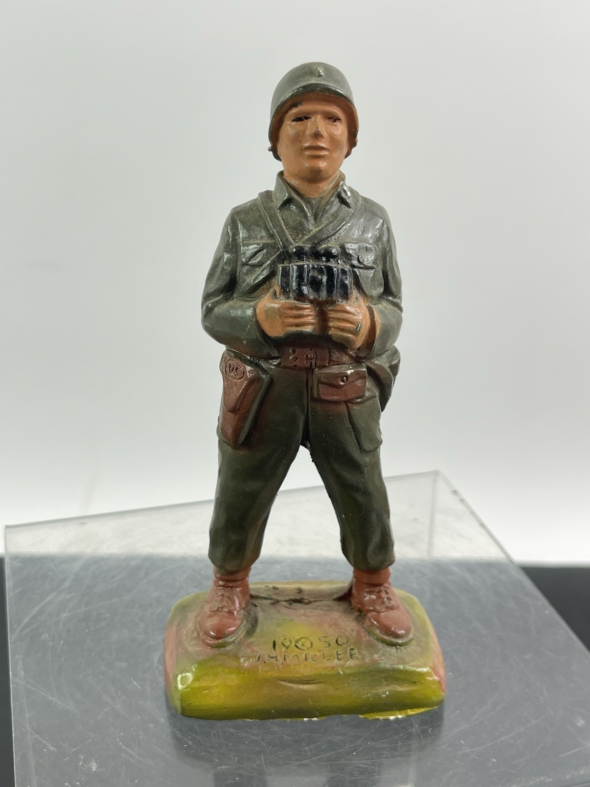JH MILLER 1951 Toy SoldierUS ARMY Officer W/ Binoculars  Chalk Ware VGC
