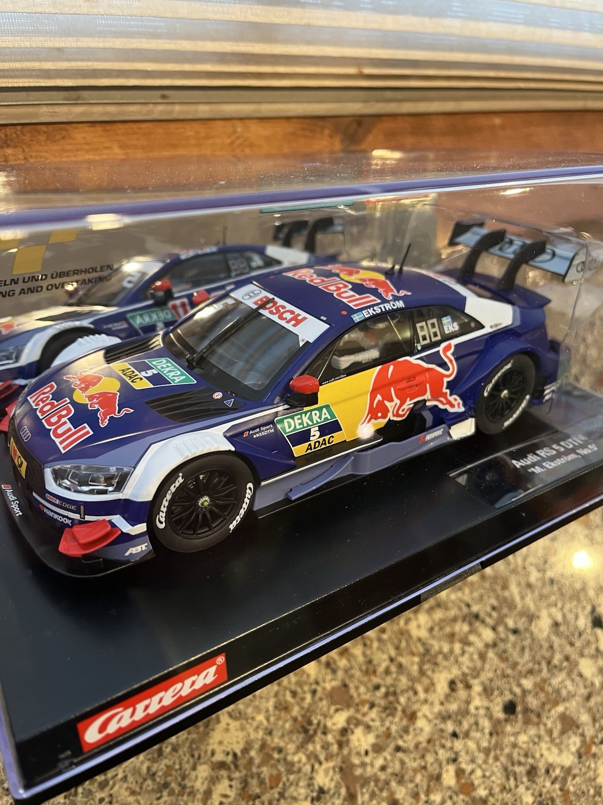 Carrera 124 Digital Slot Car Brand New Audi RS5 Red Bull No.5 Rare !!