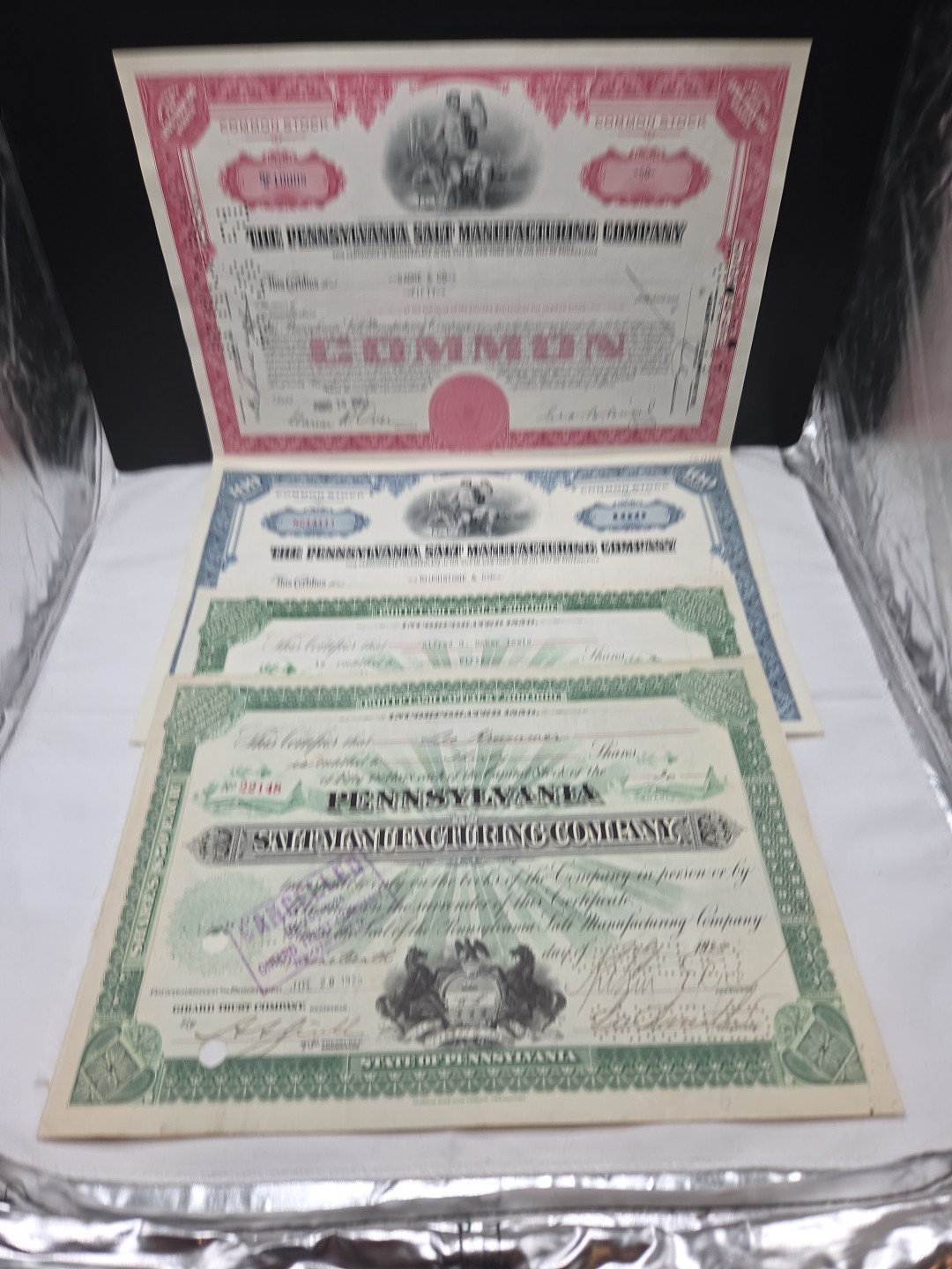 The Pennsylvania Salt Manufacturing Company 4 Stocks Certificates USA 