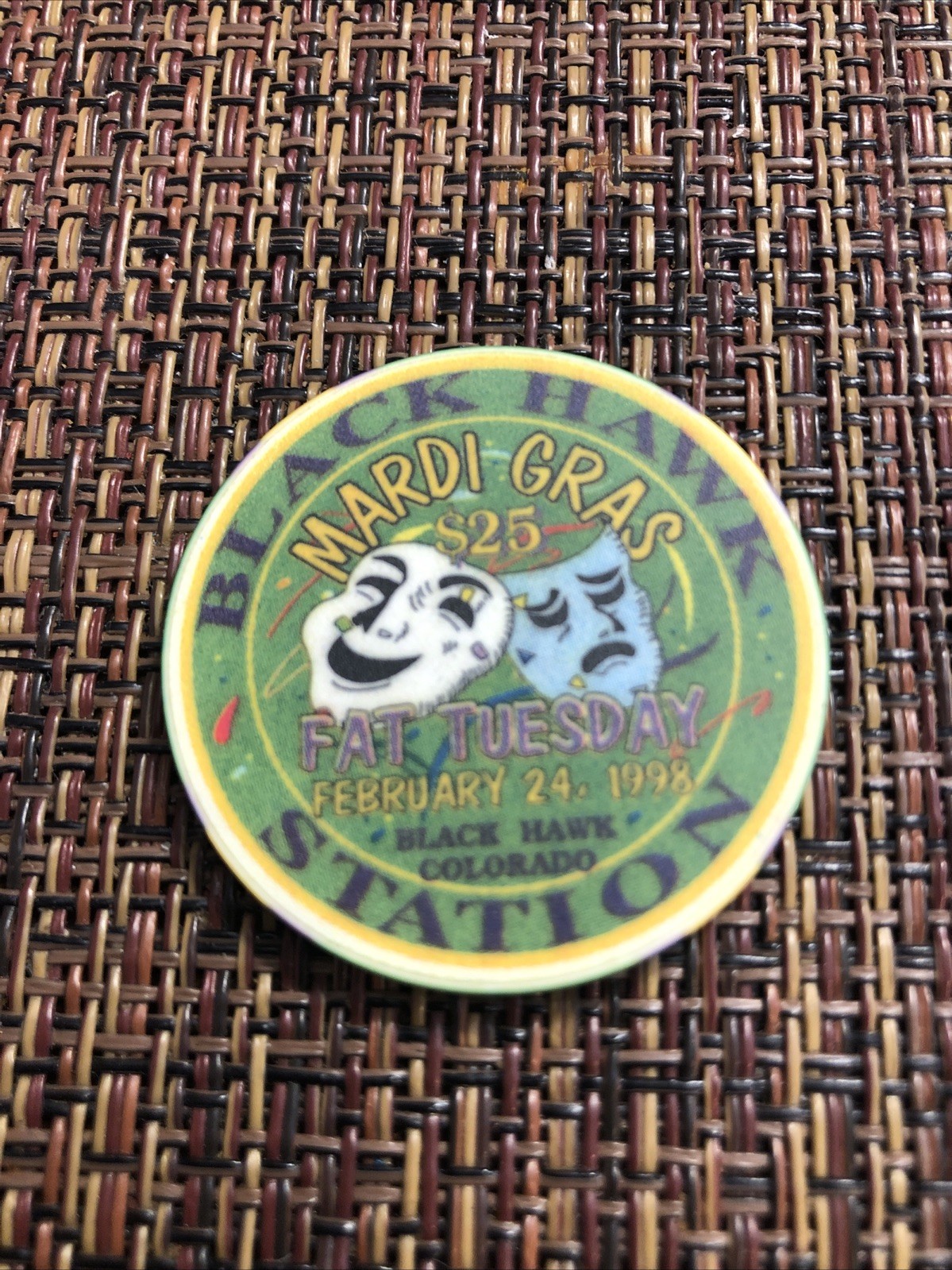 OBSOLETE $25 Black Hawk Station Casino Chip Mardi Gras 1998