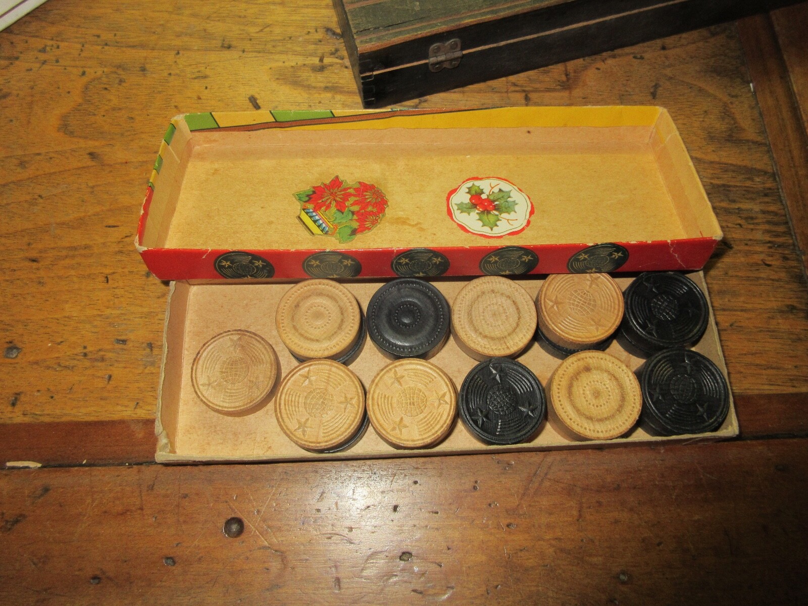 VINTAGE WOOD CHECKERS and GREAT BOX - HALSAM