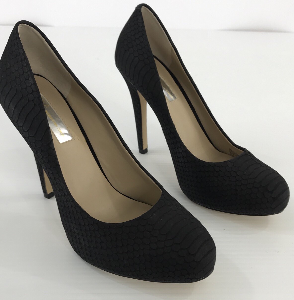 INC International Concepts Embossed Python Black Leather Platform Pumps Size 9M
