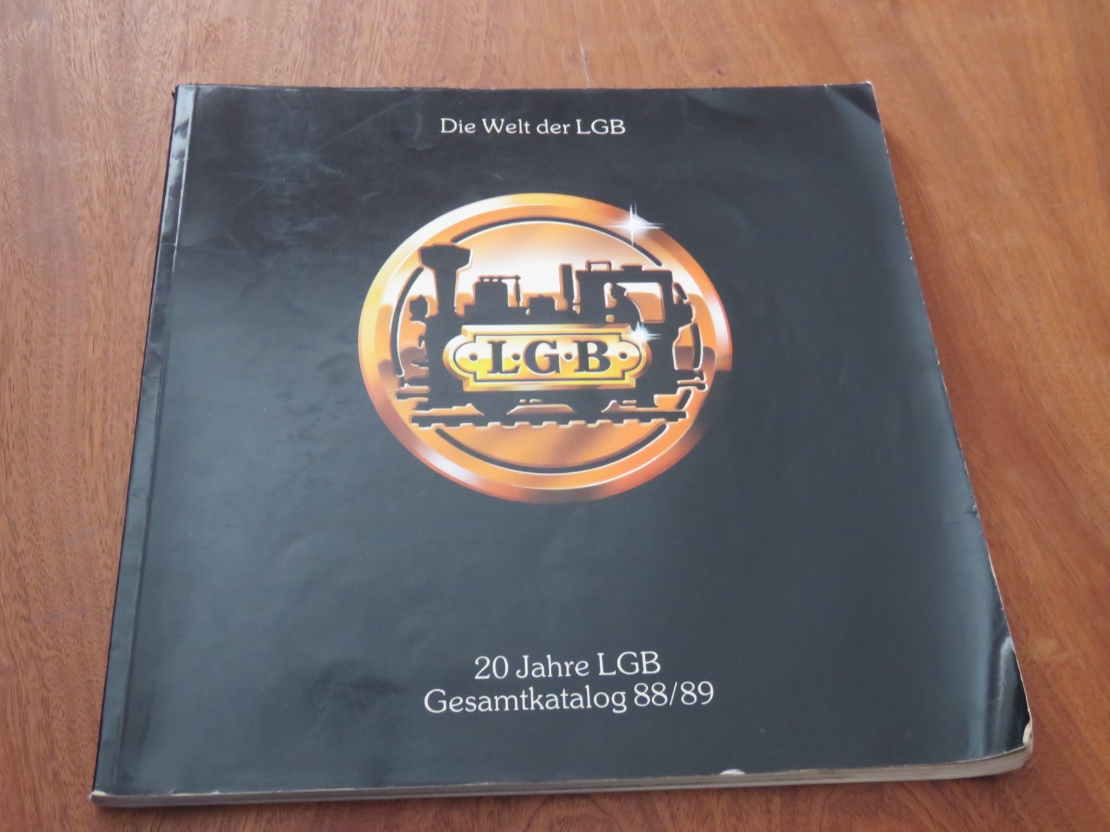 Vintage 1988/1989 World of LGB 20 years LGB Model Railway Train Parts Catalogue